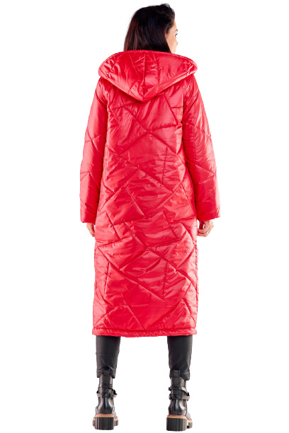 Długi płaszcz damski pikowany z kapturem zapinany na napy czerwony